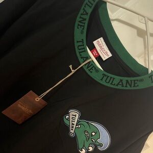 Brand new Tulane Black and Green high quality Mitchel & Ness shirt